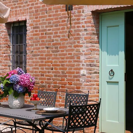 Borgo Giustiniani Mora Pero Melo *