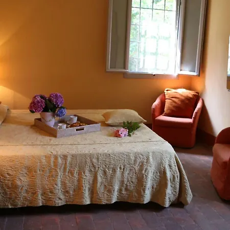 Semesterbostad Borgo Giustiniani Mora Pero Melo