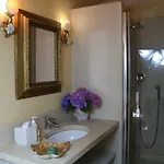 Borgo Giustiniani Mora Pero Melo בית נופש *